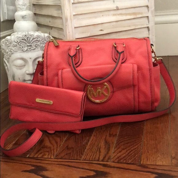 Michael Kors Handbags - MICHAEL KORS LEATHER CROSSBODY & WALLET